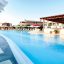 La piscina attrezzata del Marina Rey, Resort 4 stelle in Sardegna